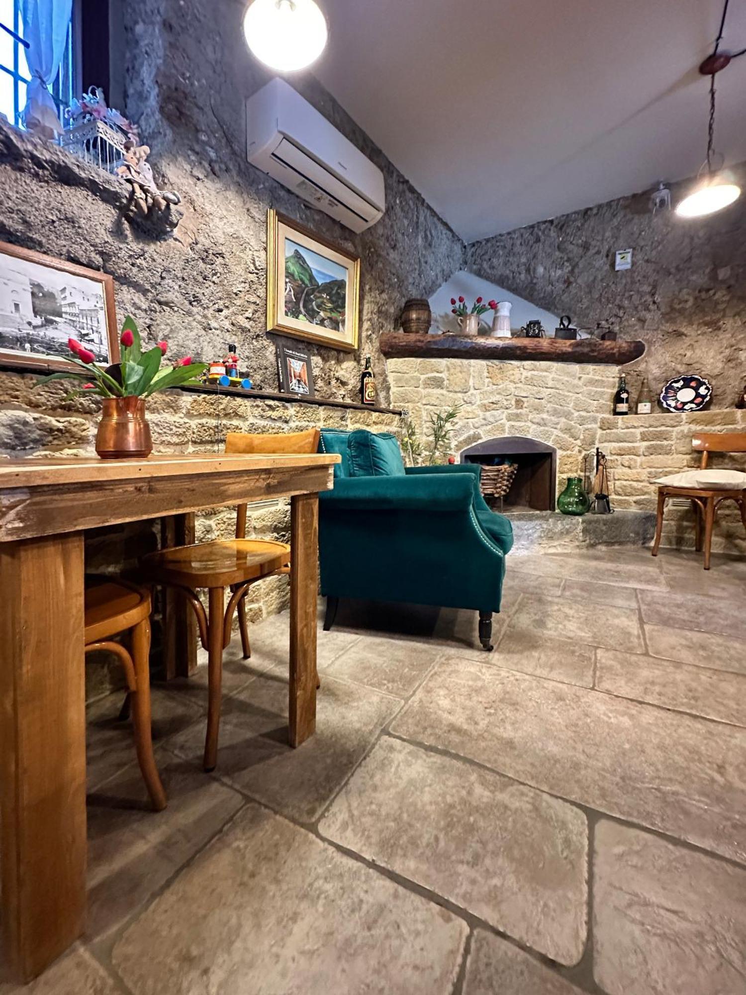 Una Volta Cava deʼ Tirreni Exterior foto